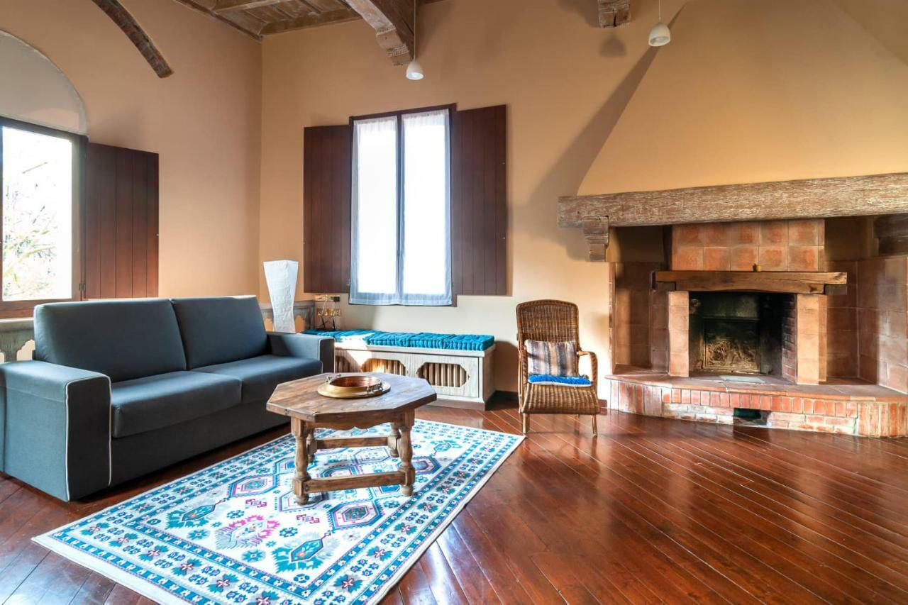Castello Di Montonate Villa Mornago Kültér fotó